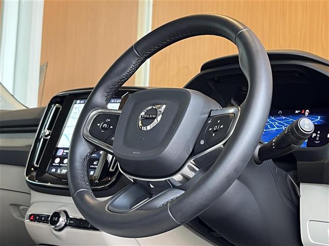 Volvo XC40 6