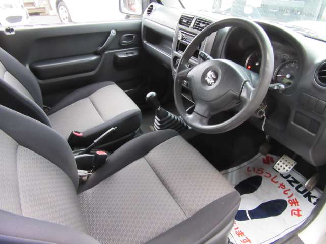 Suzuki Jimny 12