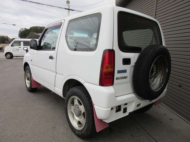 Suzuki Jimny 3