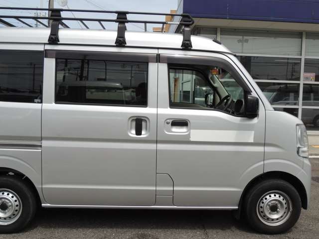 Nissan NV100 Clipper 12