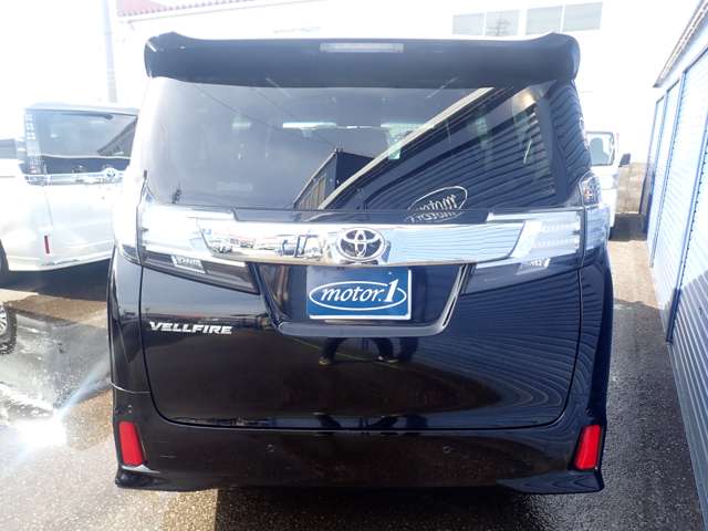 Toyota Vellfire 7