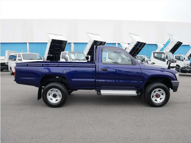 Toyota Hilux 7
