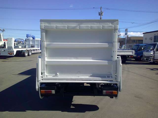 Mitsubishi Fuso Canter 6