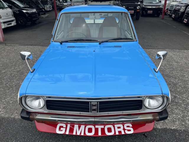 Nissan Sunny Truck 2