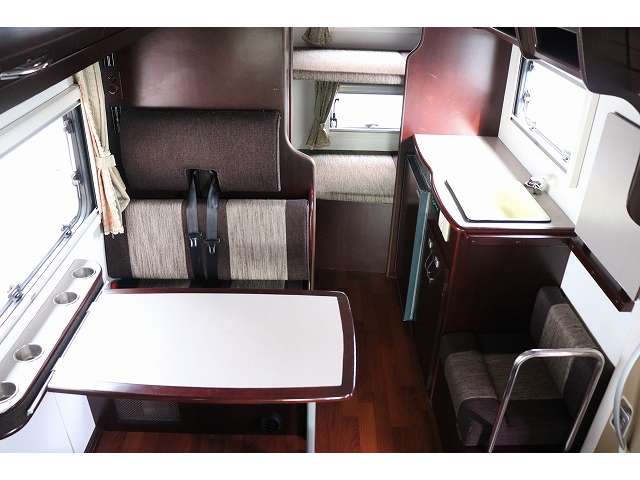 Toyota Camroad 4