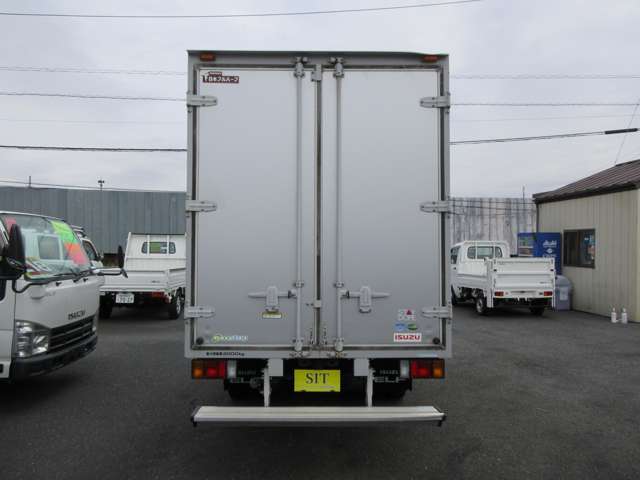 Isuzu Elf 5