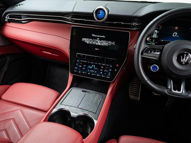 Maserati Grecale 10