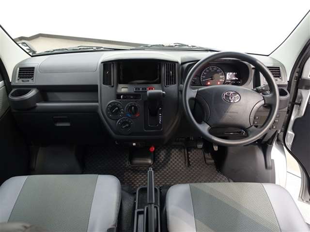 Toyota Town Ace Van 9