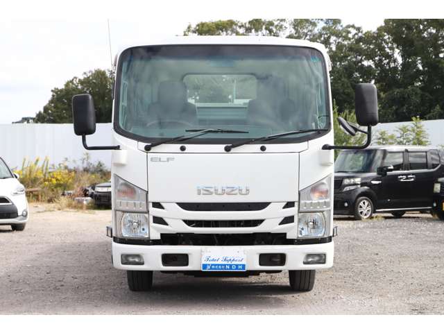 Isuzu Elf 6