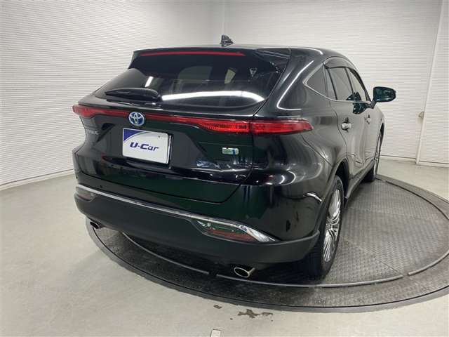 Toyota Harrier 3