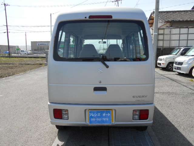 Suzuki Every 7