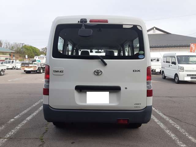 Toyota Town Ace Van 7