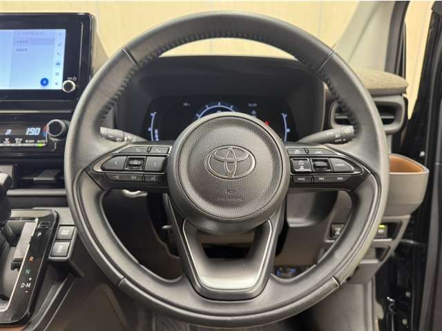 Toyota Sienta 9