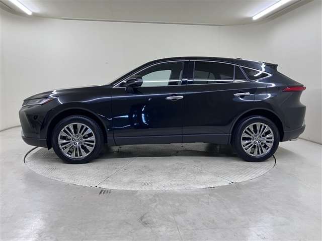 Toyota Harrier 5