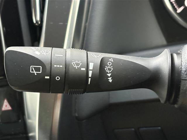 Toyota Vellfire 10