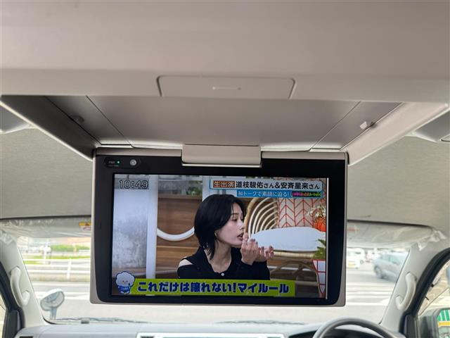 Toyota Hiace 8