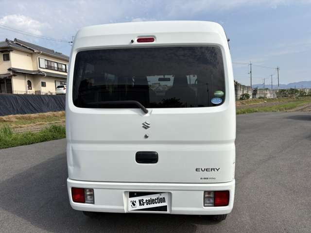 Suzuki Every 12