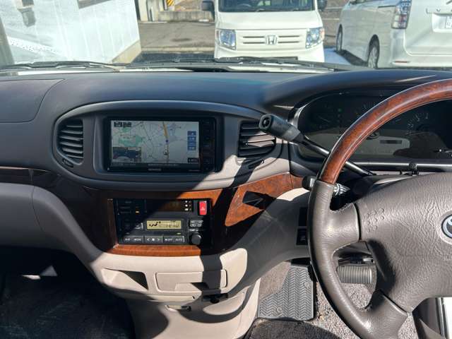 Toyota Regius 7