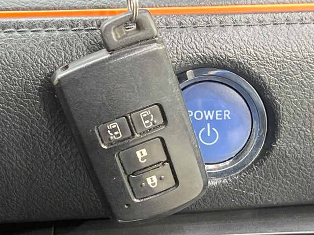 Toyota Sienta 6