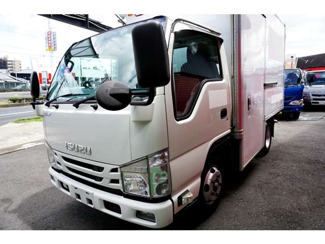 Isuzu Elf 6