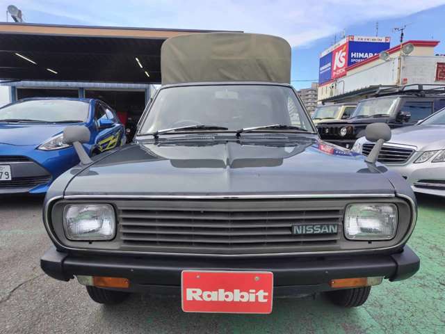 Nissan Sunny Truck 5