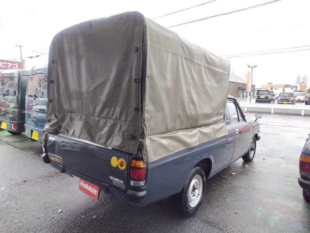 Nissan Sunny Truck 6