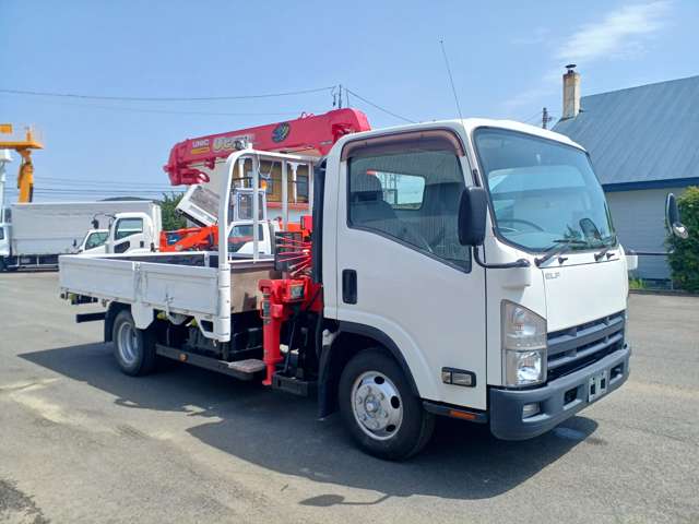 Isuzu Elf 3