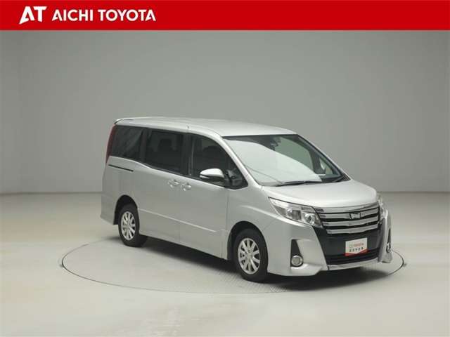 Toyota Noah 8