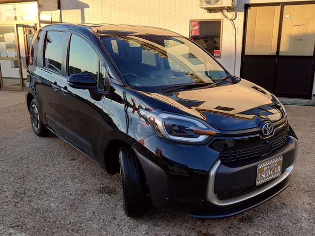 Toyota Sienta 12