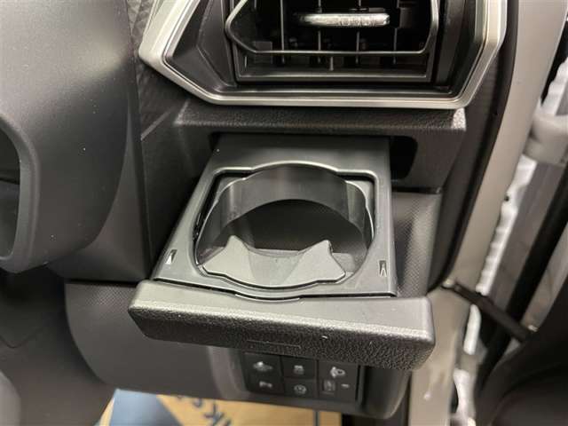 Toyota Raize 12