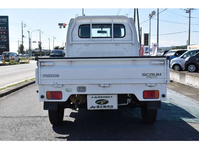 Mazda Scrum Truck 11