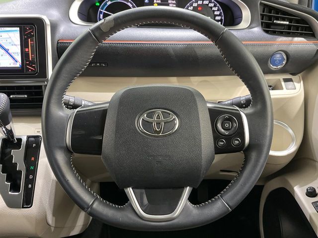 Toyota Sienta 11