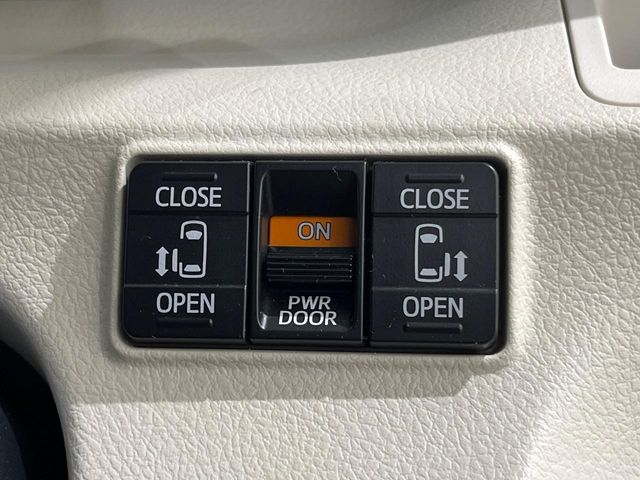 Toyota Sienta 7