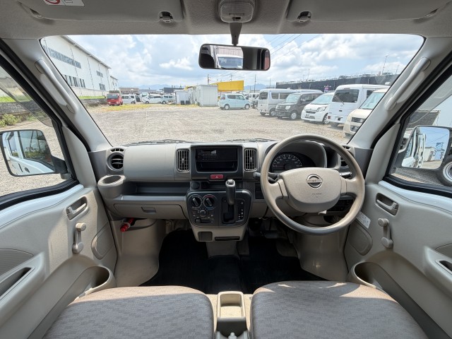 Nissan NV100 Clipper 5