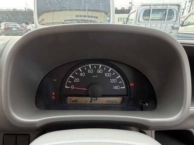 Nissan NV100 Clipper 6