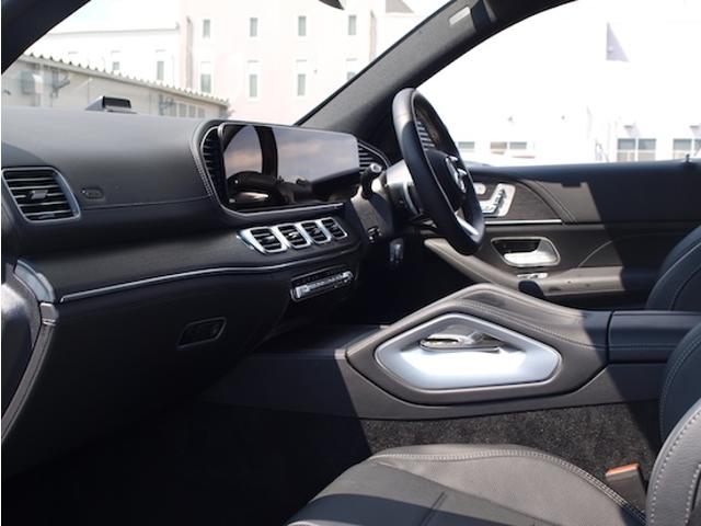 Mercedes-Benz GLE 8