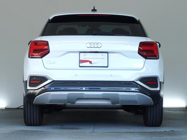 Audi Q2 6