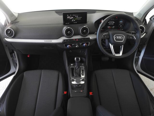 Audi Q2 7