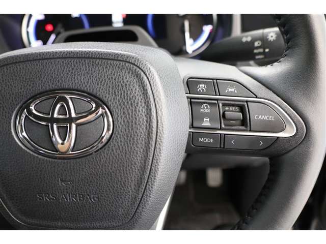 Toyota Voxy 9