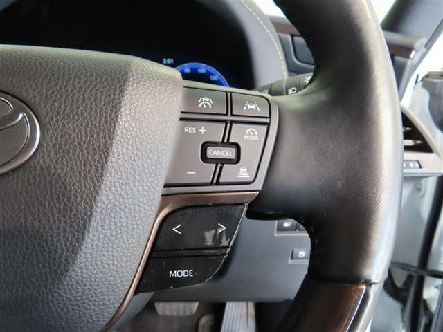 Toyota Alphard 11