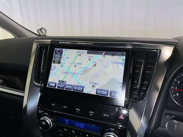 Toyota Alphard 11