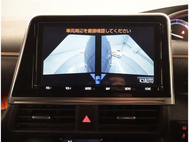 Toyota Sienta 11