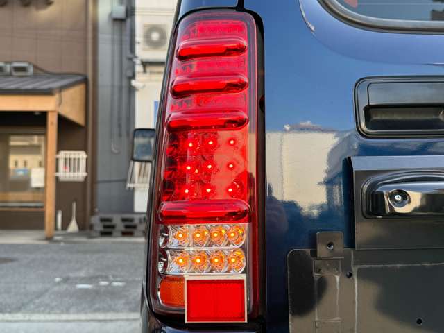 Suzuki Jimny 12