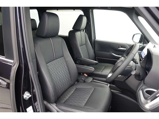 Toyota Noah 5