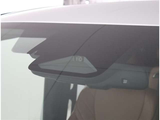 Toyota Vellfire 11