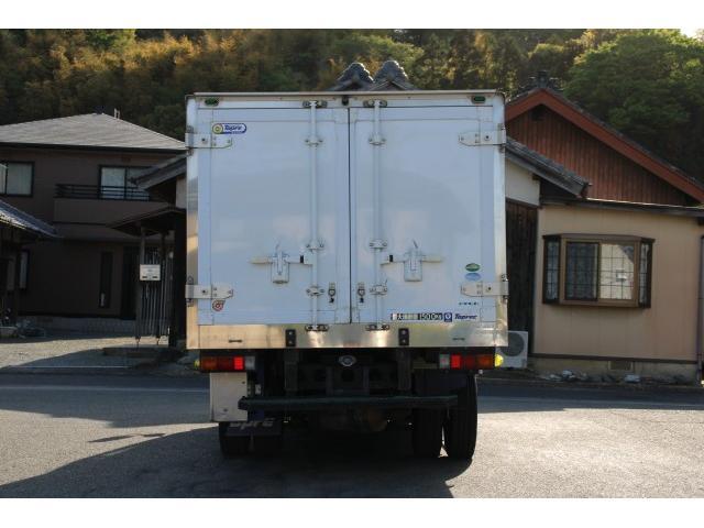 Mitsubishi Fuso Canter 5