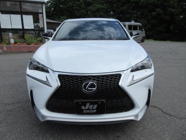 Lexus NX 3