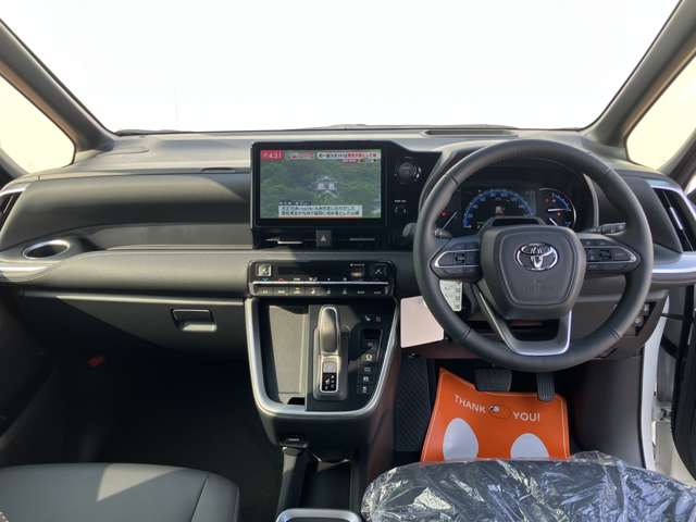 Toyota Noah 11