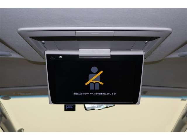 Toyota Alphard 11