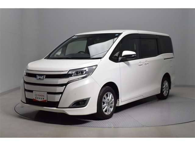 Toyota Noah 9
